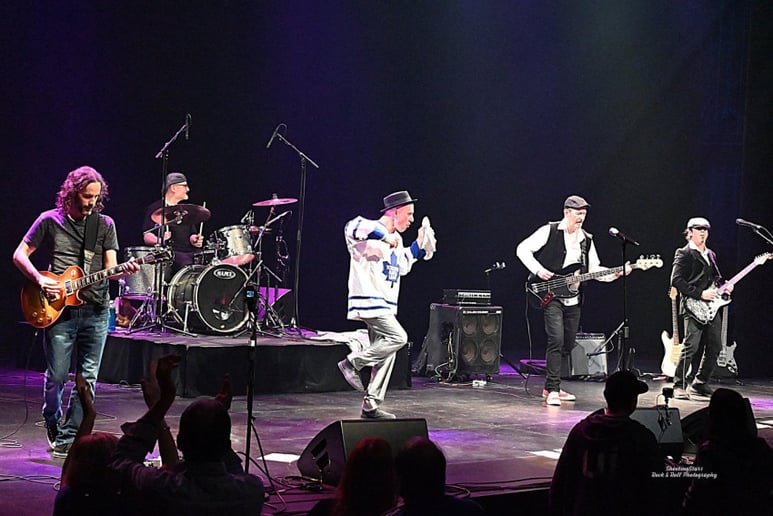 Gallery photo 1 of The hip experience