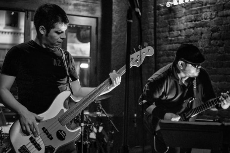 Gallery photo 1 of THE HITSquad