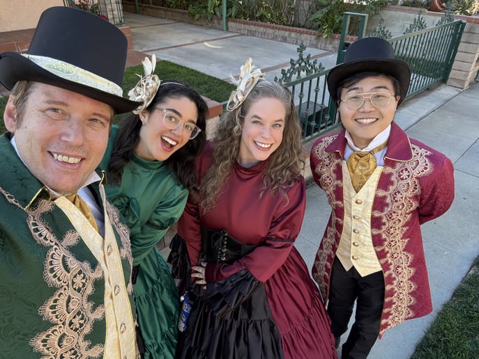 Gallery photo 27 of The Holiday Carolers