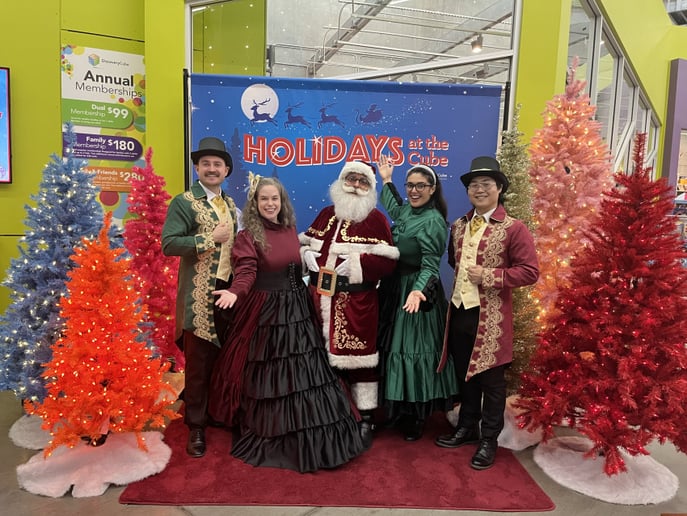 Gallery photo 33 of The Holiday Carolers