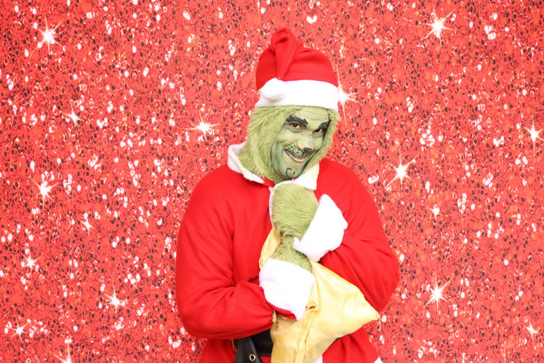 Gallery photo 37 of The Holiday Carolers