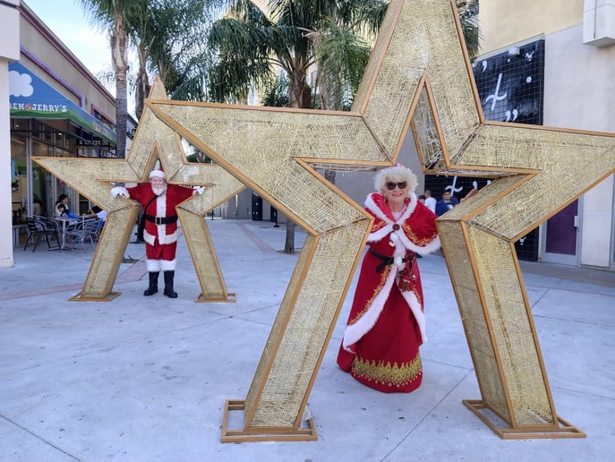 Gallery photo 49 of The Holiday Carolers