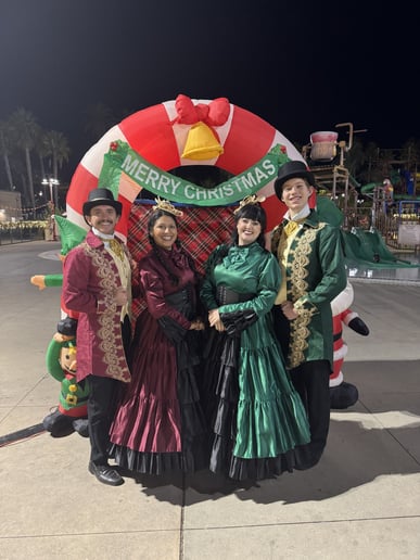 Gallery photo 57 of The Holiday Carolers