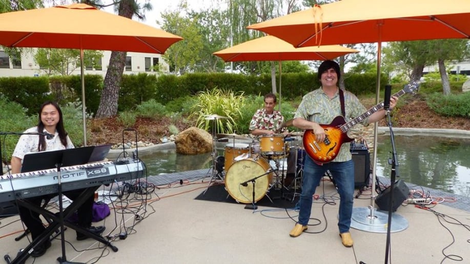 Gallery photo 23 of "The Hollywood Rhythm Kings",  Jazz Trio
