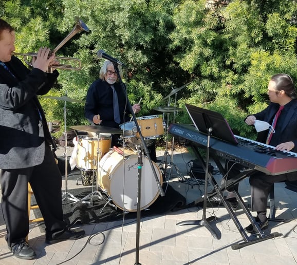 Gallery photo 11 of "The Hollywood Rhythm Kings",  Jazz Trio