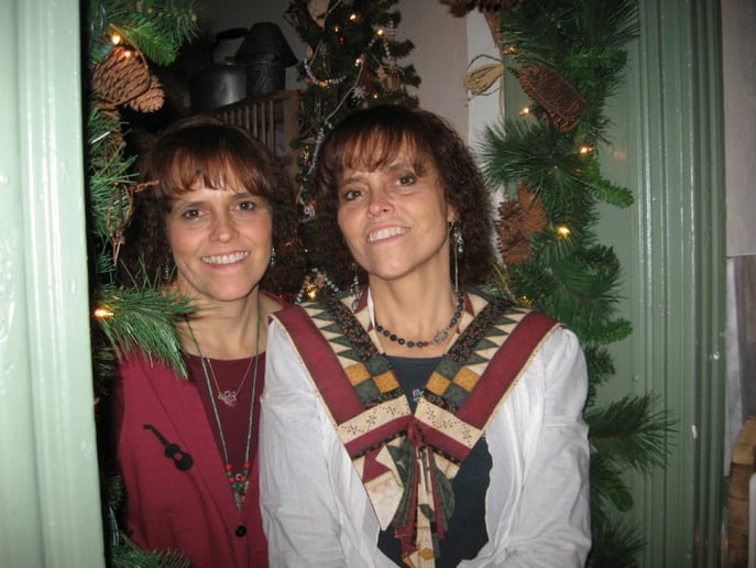Gallery photo 2 of The Holt Twins