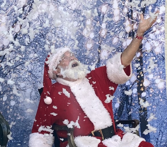 Gallery photo 8 of The Inner Banks Santa