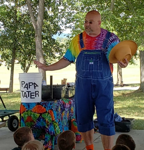 Gallery photo 1 of Papa Tater Magic