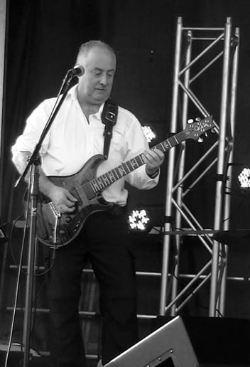 Gallery photo 11 of The Jackson Fox Band