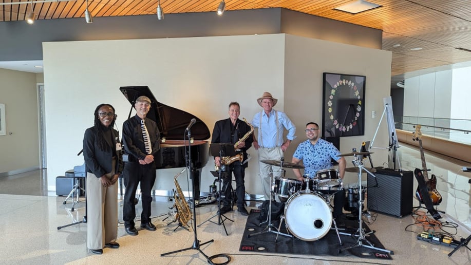 Gallery photo 1 of The Jazz Cats