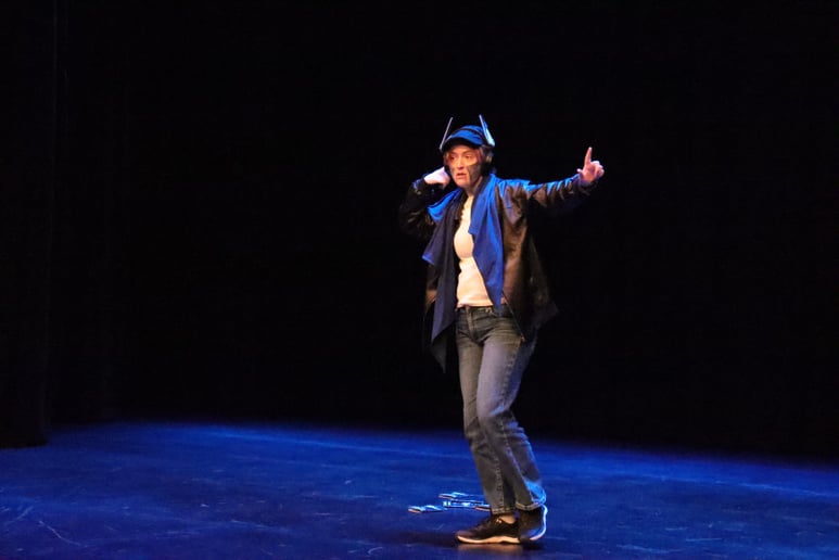 Gallery photo 1 of The JetSetVerse: Drag King