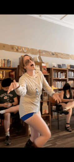 Gallery photo 2 of The JetSetVerse: Drag King