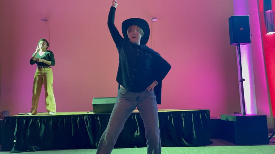 Gallery photo 6 of The JetSetVerse: Drag King