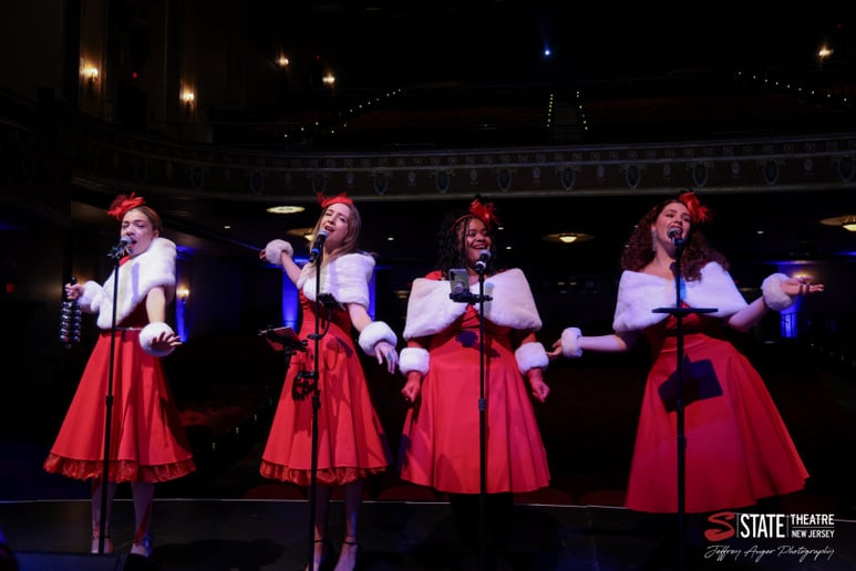Gallery photo 13 of The New York Belles (The Jingle Belles)