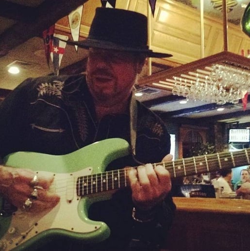 Gallery photo 6 of The Joe Mack Solo Act