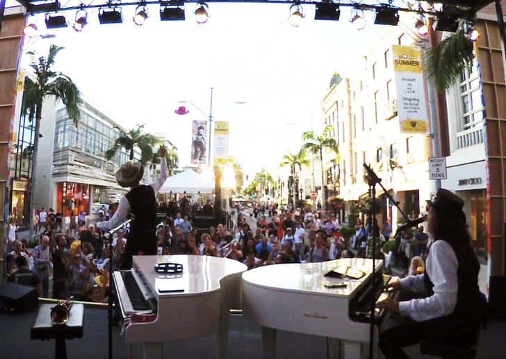 Gallery photo 2 of The Killer Dueling Pianos