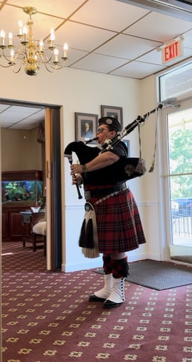 Gallery photo 3 of Amanda McGregor - Bagpiping for your Event