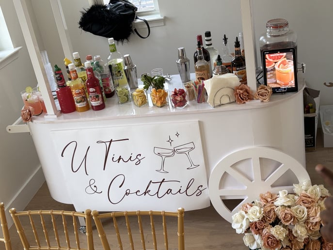 Gallery photo 4 of The Lavish Bar