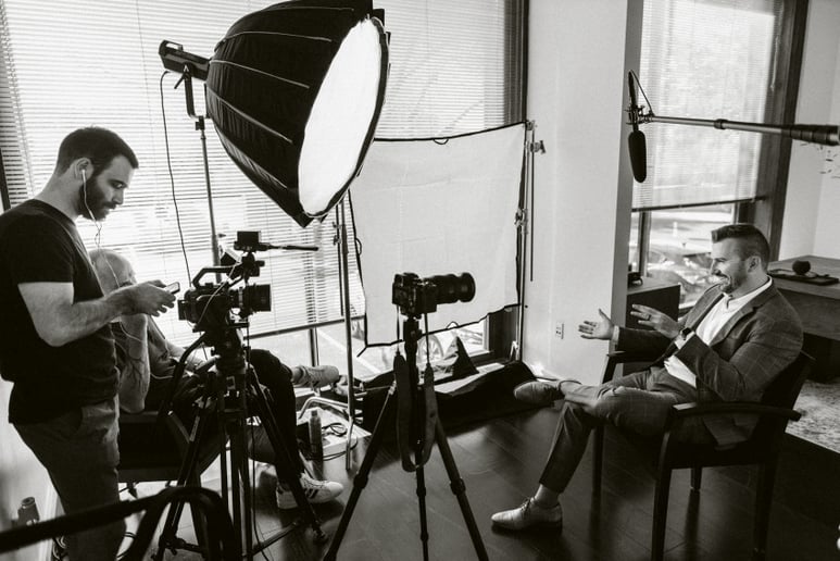 Gallery photo 3 of The Lens of Peet