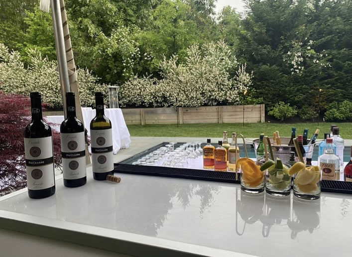 Gallery photo 10 of The LIE Mobile Bar