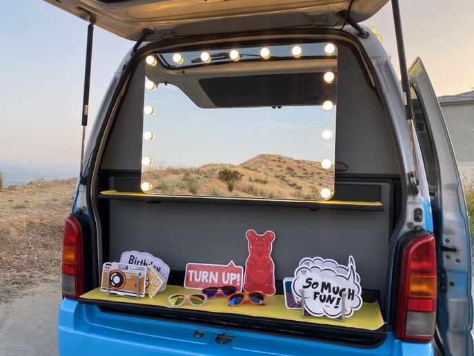Gallery photo 8 of Lil Photo Booth Bus