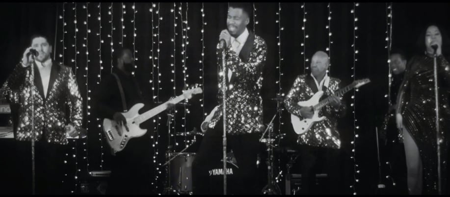 Gallery photo 1 of The Live&Love Band