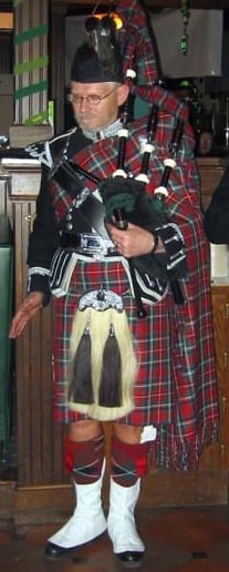 Gallery photo 4 of The Lone Piper