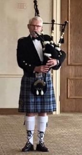 Gallery photo 5 of The Lone Piper