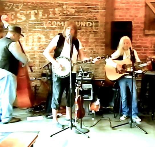 Gallery photo 3 of The Lonesome Tide Drifters
