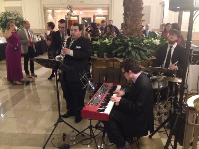 Gallery photo 4 of Louis Pettinelli Entertainment