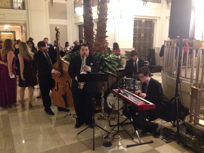 Gallery photo 6 of Louis Pettinelli Entertainment