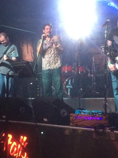 Gallery photo 5 of The Machine (Live-Band Karaoke)