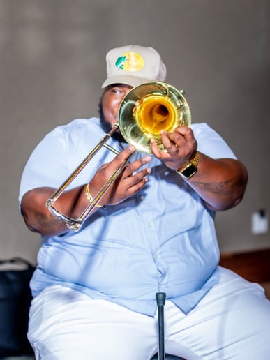 Gallery photo 4 of The Mack Band