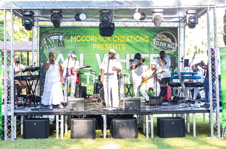 Gallery photo 1 of The Mack Band
