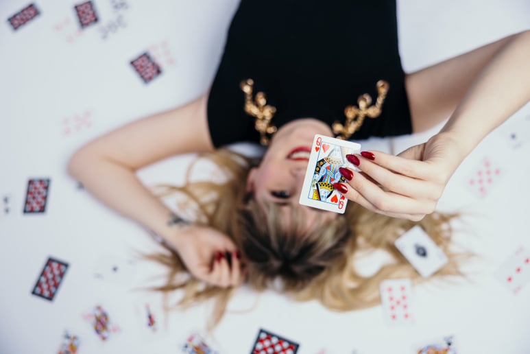Gallery photo 5 of Magician Mikayla Oz