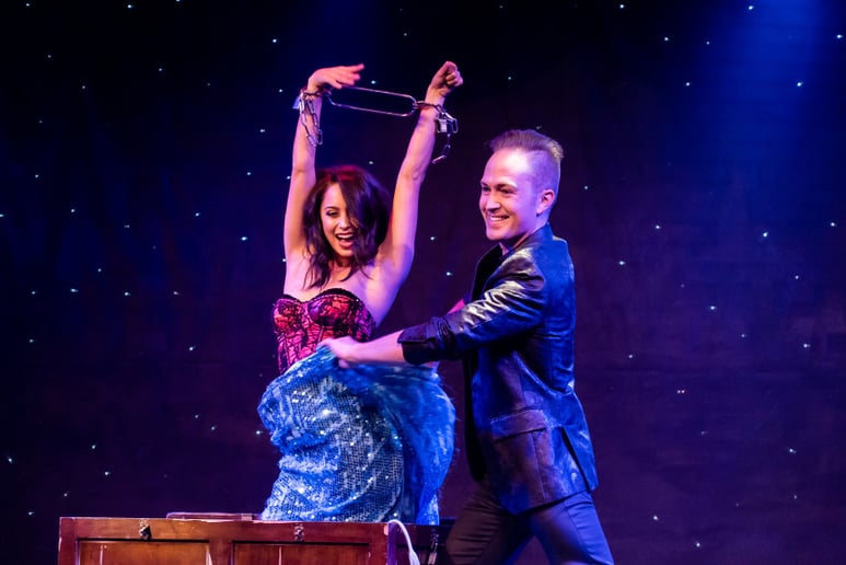 Gallery photo 2 of The Magic & Illusions of Ryne Strom