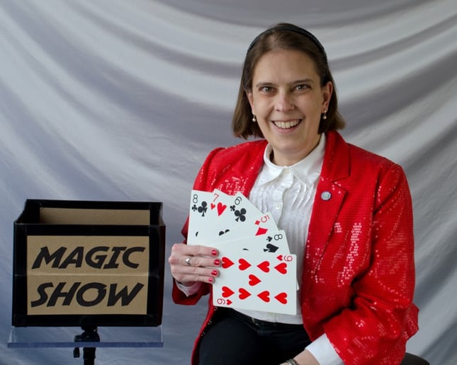 Gallery photo 3 of Proximity Illusions With Carrie Rostollan