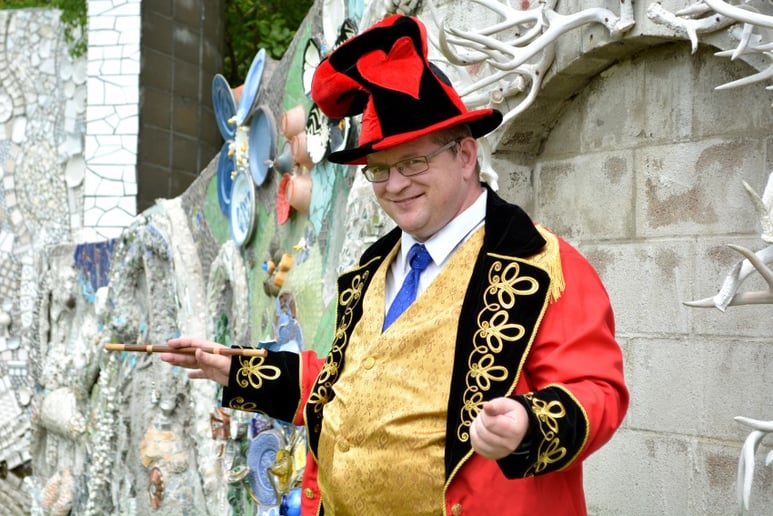 Gallery photo 1 of The Magic of Eric Falconer