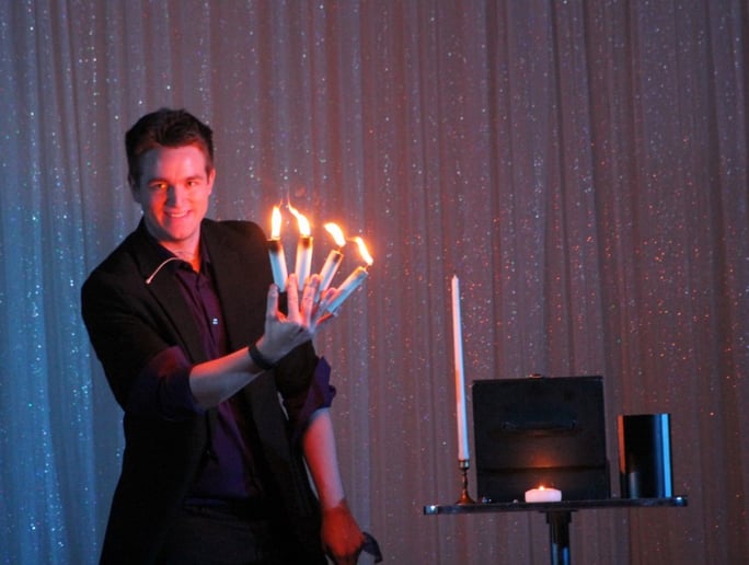Gallery photo 30 of Magician Eric Giliam