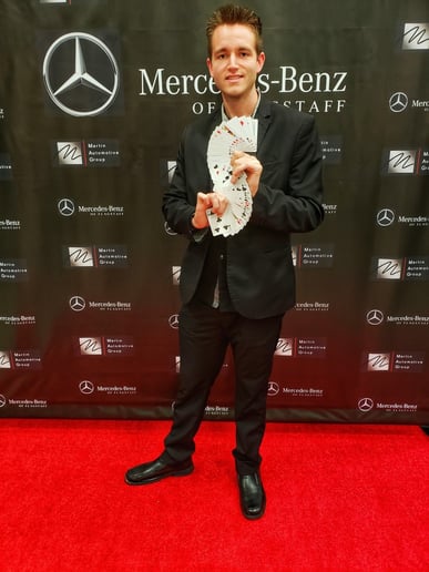 Gallery photo 19 of Magician Eric Giliam