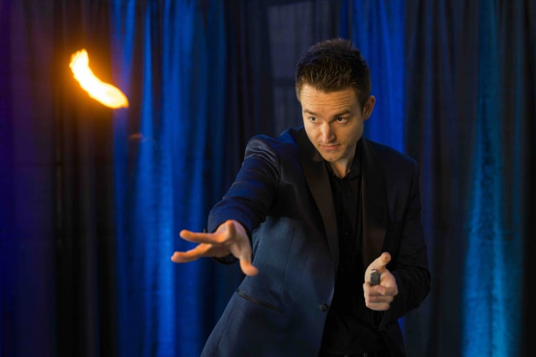 Gallery photo 2 of Magician Eric Giliam