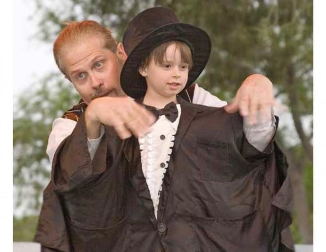 Gallery photo 8 of The Magic of Michael Aslan