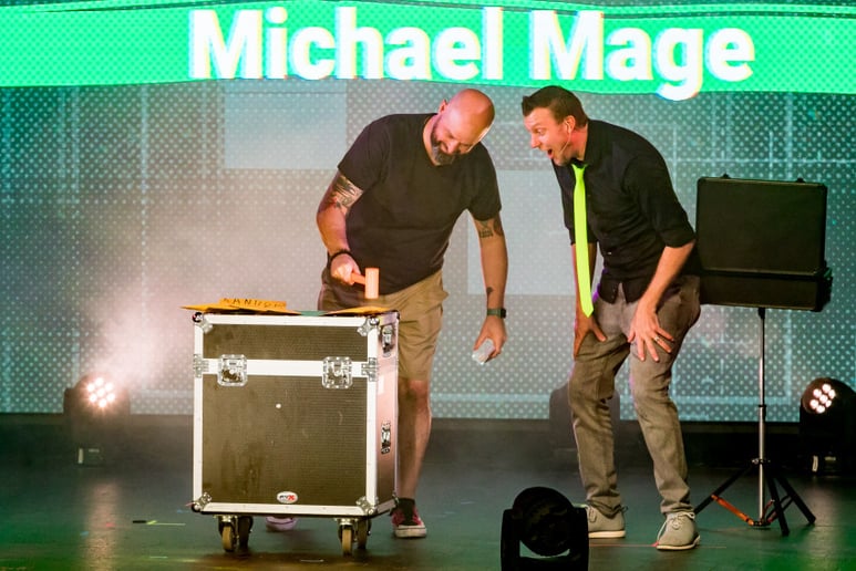 Gallery photo 3 of The Magic of Michael Mage
