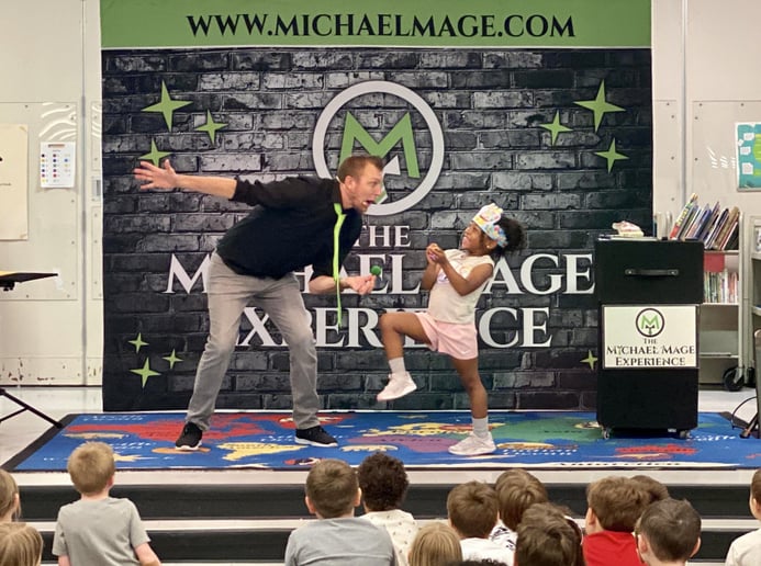 Gallery photo 20 of The Magic of Michael Mage