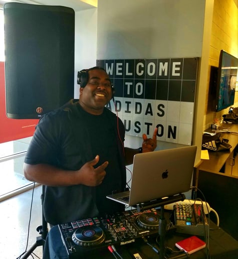 Gallery photo 1 of The Magnificent DJ's of Houston