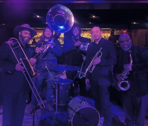 Gallery photo 4 of The Magnificent Mile Orchestra