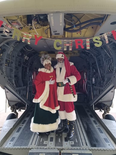 Gallery photo 16 of The Claus Couple