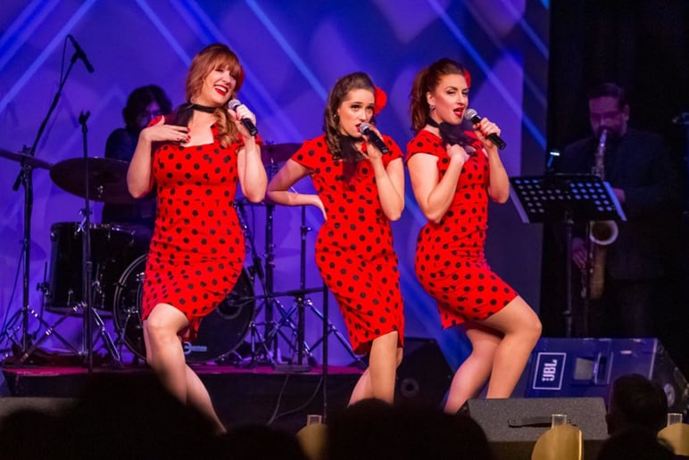 Gallery photo 4 of The Manhattan Dolls