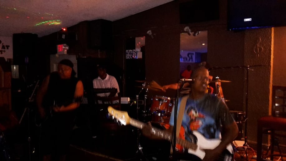 Gallery photo 5 of GenX The Machine