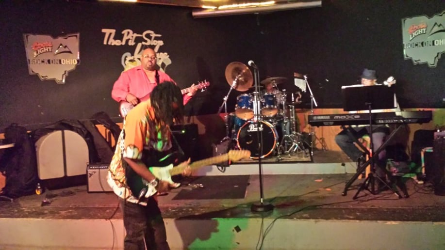 Gallery photo 7 of GenX The Machine